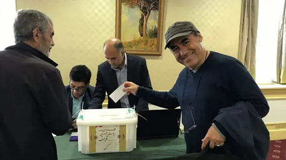 کمال تبریزی در انتخابات شرکت کرد+ عکس