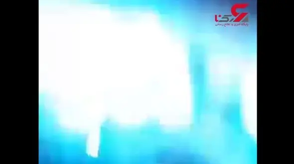 فیلم لحظه غافلگیر شدن معلم عصبانی / 2 دانش آموز در روز معلم کتک خوردند!