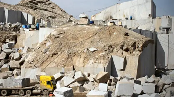 141 معدن کشور تعطیل شد