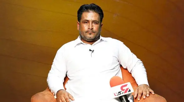 فیلم نجات سفره ماهی غول پیکر توسط مرد ایرانی در خلیج فارس!