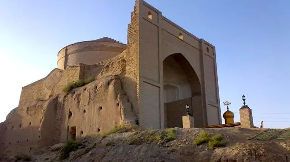 آرامگاه شیخ محمود مزدقانی به  میراث‌فرهنگی سمنان واگذار شد 