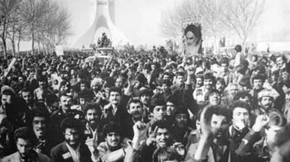 به مناسبت آغاز ۲۴۰-اُمین سالگرد پایتختی تهران / چگونه اصلاحات ارضی جرقه انقلاب را روشن کرد؟