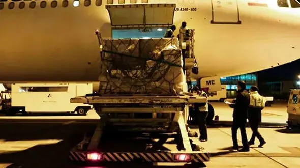 ورود دومین محموله واکسن کرونای آسترازنکا به ایران + فیلم