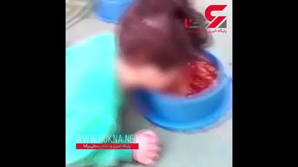 این فیلم اشک همه در دنیا در آورد / شکنجه پسر 2 ساله توسط عمه و مادربزرگ + فیلم