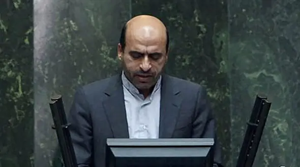 بازنشستگان نمی توانند با ۱۰ درصد افزایش حقوق مشکلاتشان را رفع کنند