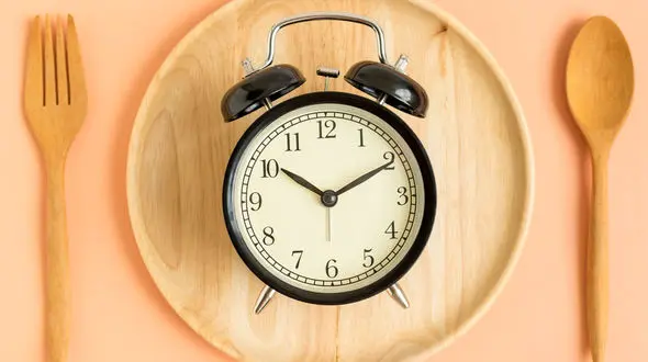 دیر شام بخوریم چاق می شویم؟