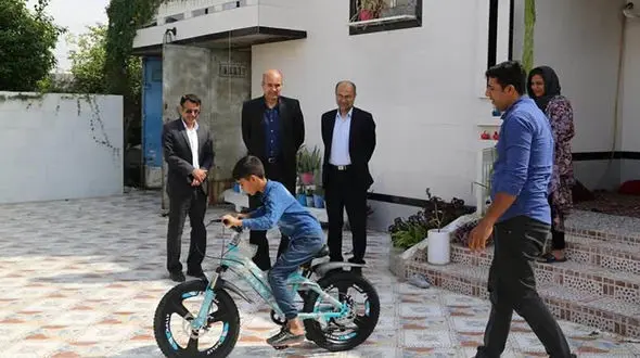 نامه پسر تنگستانی به رئیسی / رئیس جمهور خواسته عرفان 8 ساله را برآورده کرد