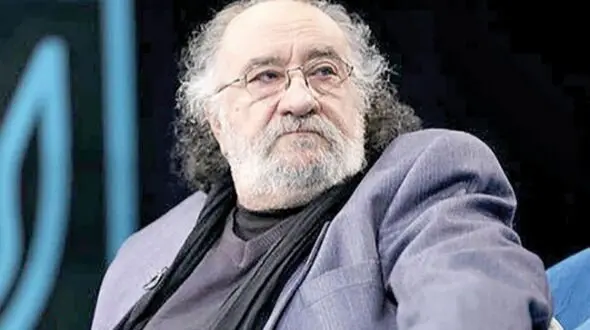 داریوش ارجمند بازیگر سریال ستایش: سینمای ما مثل حمام عمومی شده! روت میشه با زن وبچه بری تو این سینما؟(فیلم)