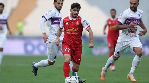 شوک به پرسپولیس در هفته اول: عمری بازی با فجر سپاسی را از دست داد