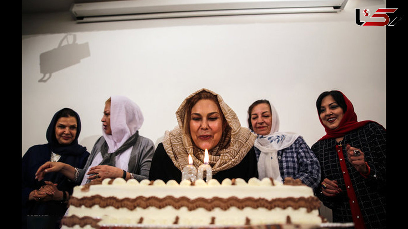 جشن تولد مهرانه مهین‌ترابی در جمع هنرمندان + عکس های این مراسم