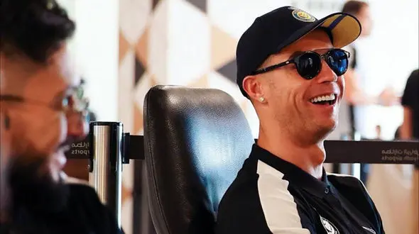 فیلم لحظه به لحظه  حواشی حضور رونالدو در ایران / از جنجال هدیه لاکچری تا استقبال پرحاشیه علی دایی!