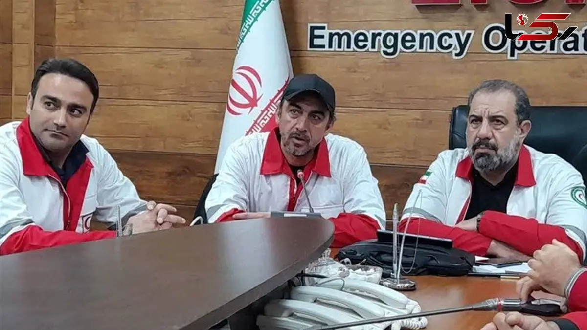 عکس / آماده باش مهدی رحمتی برای امدادرسانی به آسیب‌ دیدگان جنگ تحمیلی