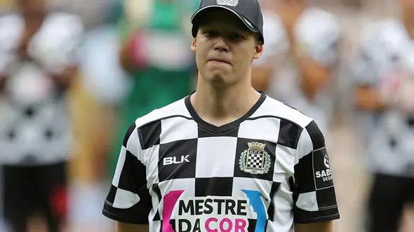 مرگ مهاجم 20 ساله پرتغالی پس از مبارزه با سرطان