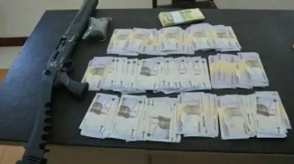کشف اسکناس های جعلی در لاهیجان
