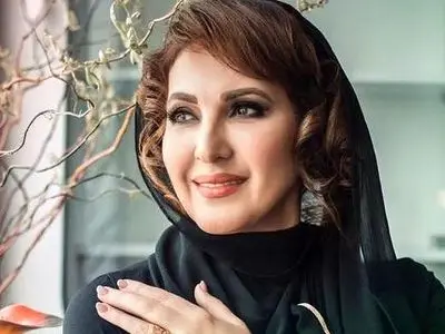 عکس / سفر در زمان؛ «فاطمه گودرزی» در جوانی و به همراه فرزند خردسال اش؛ دهه 60