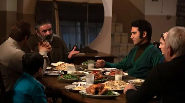 روایت فساد و فروپاشی پهلوی در "رهایم کن"