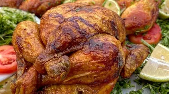 عکس / خلاقیت  حماسه ساز نوعروس در پختن مرغ برای مادرشوهرش / این پینوکیوئه یا مرغ پخته ؟!