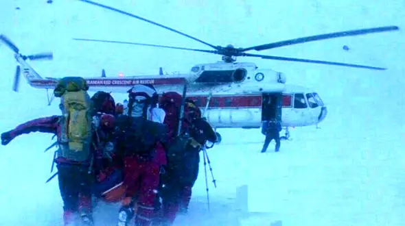 جزئیات حادثه برای تیم کوهنوردی در ارتفاعات اشترانکوه / سرنوشت 8 تن نامعلوم است + اسامی و عکس