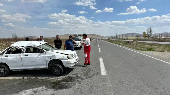 واژگونی پراید در جاده مهاباد 6 مصدوم برجا گذاشت