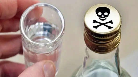  مسمومیت الکلی جدید در هرمزگان/ 10 نفر در قشم راهی بیمارستان شدند