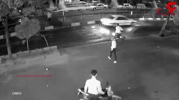 تحقیر سارق موبایل توسط یک جوان تهرانی ! +فیلم