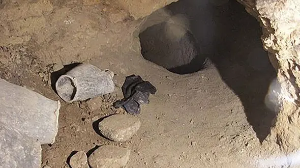 حفر تونل مخفی به کنیسه کلیمیان توسط دزدان