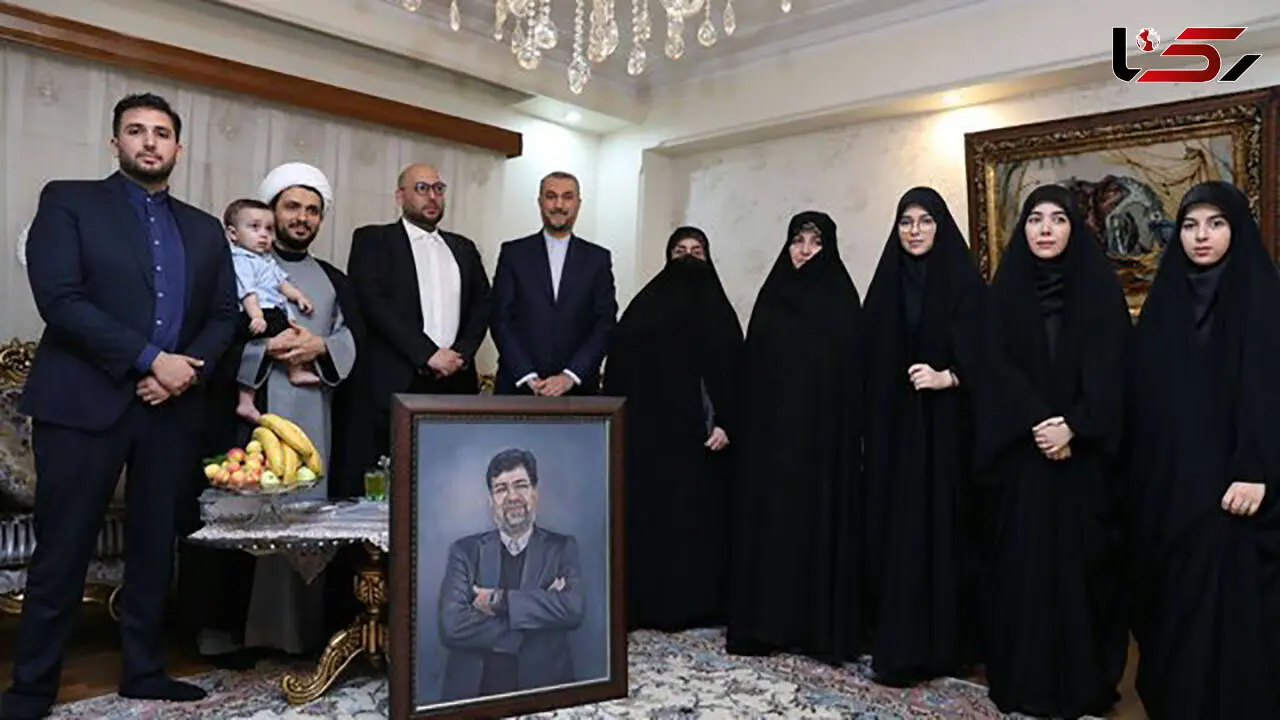 وزیر امور خارجه با خانواده شهدای دیپلمات فاجعه منا دیدار کرد