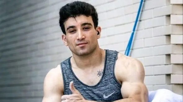 رضا علیپور قهرمان سنگ نوردی: روی دیوار مدرسه مون 2 جمله نوشته بود که زندگی منو عوض کرد ؛ نوشته بود.....