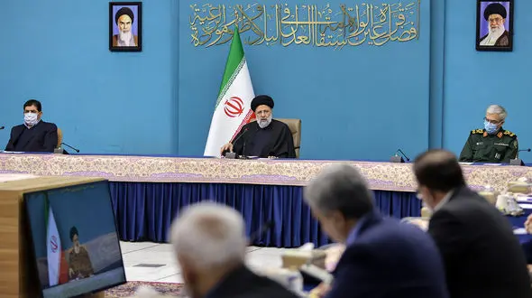 ساخت ۶ نوع واکسن کرونا در داخل کشور/ مبادی ورودی کشور کنترل شود