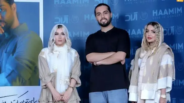 فیلم آواز احساسی / حامیم پرطرفدار داشت با کلی عشق میخوند که میکروفون قطع شد فقط صدای دخترا