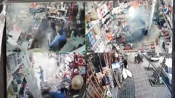 فیلم انفجار باتری در فروشگاه