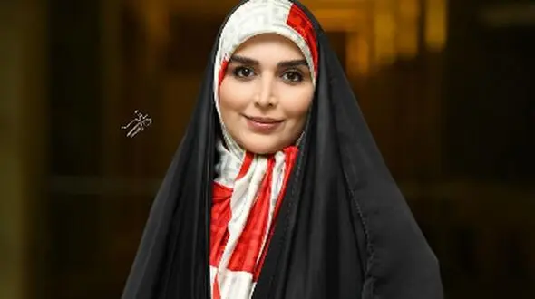 تصویر دیده نشده از مژده لواسانی و پدر وکیلش در روز خاص و افتخارآفرین زندگی خانم مجری