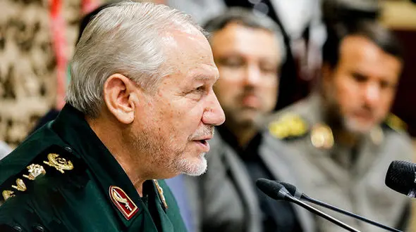 با موافقت رهبر انقلاب، سرلشکر صفوی سمت جدید گرفت