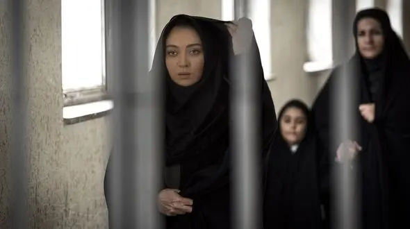استقبال کانادایی ها از آذر ایرانی