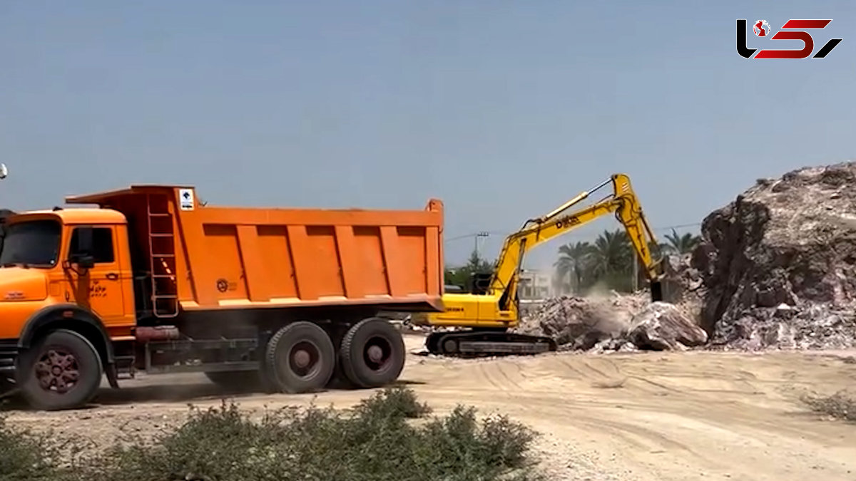 آثار باستانی کهنوج تخریب نشده است / محیط اطراف قلعه تاریخی توسط شهرداری پاکسازی شده ولی به آنها هشدار داده ایم + صوت