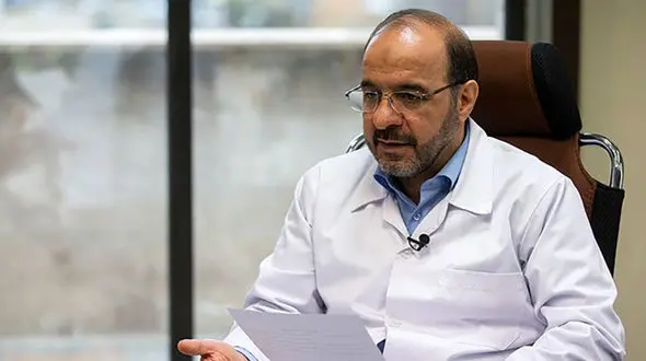 در مجموعه دانشگاه بقیة الله تحقیق روی داروی کرونا توسط سه تیم تحقیقاتی در حال انجام است