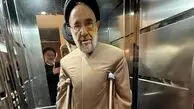 فیلم / شوخی با شفاگرفتن یهویی سیدمحمد خاتمی در مراسم / بدون عصا تند تند راه رفت 