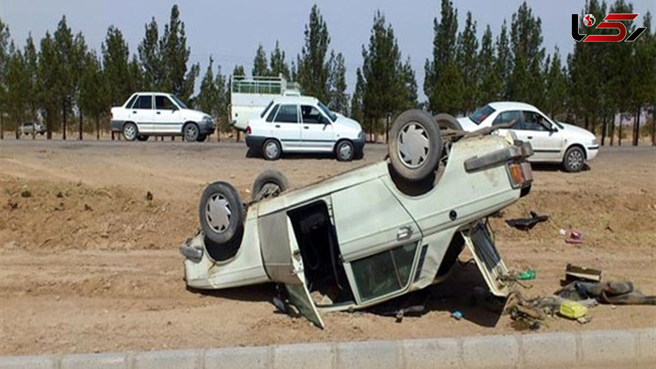 ۵ نفر در حادثه واژگونی پیکان در محور اژیه مصدوم شدند