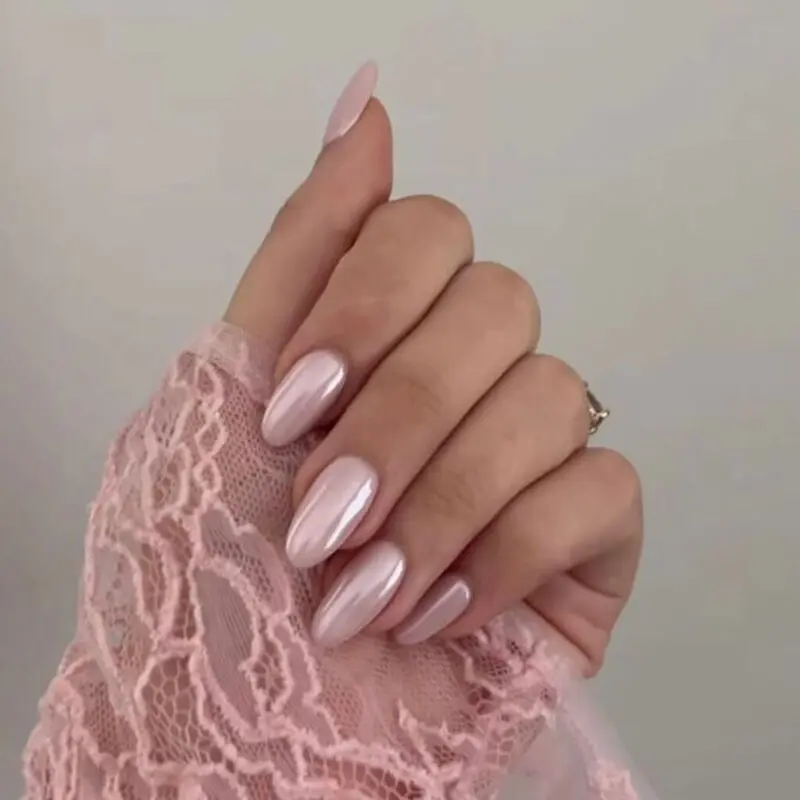 زیباترین ناخن صورتی کروم