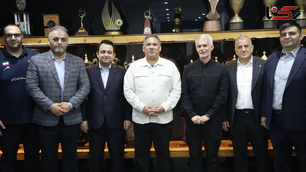 رئیس کمیسیون اقتصادی مجلس و مدیرعامل بانک صادرات ایران در اردوی ملی‌پوشان وزنه‌برداری