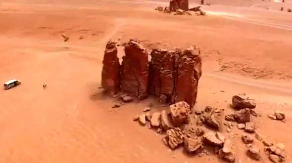 به خشک ترین کویر جهان سفر کنید + فیلم