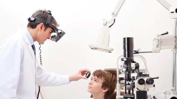 استرس های روانی عامل نابینایی