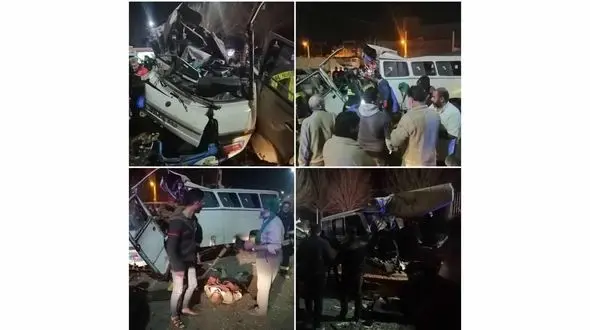 تصادف خونین مینی بوس با تریلر در یزد + عکس 