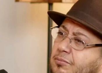 سفر به تاریخ؛ «مازیار (شهره) لرستانی» در کنار «بِن کامل» در پشت صحنه مختارنامه؛ دهۀ 80/ عکس