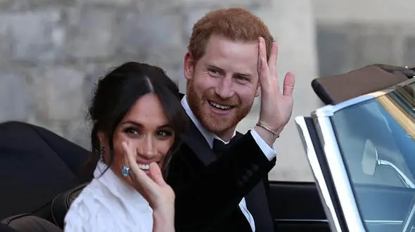 در مهمانی بعد از مراسم رسمی ازدواج پرنس هری و مگان مارکل چه گذشت؟+عکس