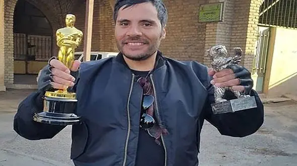 ماجرای پیشنهاد میلیاردی شبکه ماهواره ای به بازیگر آپاراتچی + فیلم