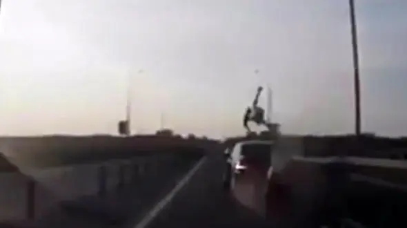 فرار از مرگ در صحنه های مخوف+فیلم