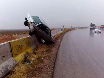احتمال افزایش تصادفات در جاده های کشور با شروع بارندگی 
