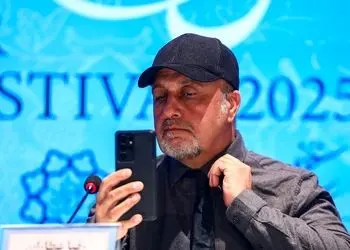 فیلم / چرا رضا عطاران به جشنواره  فجر امسال نیامد؟ / کارگردان: من از همه مردم عذرخواهی می کنم