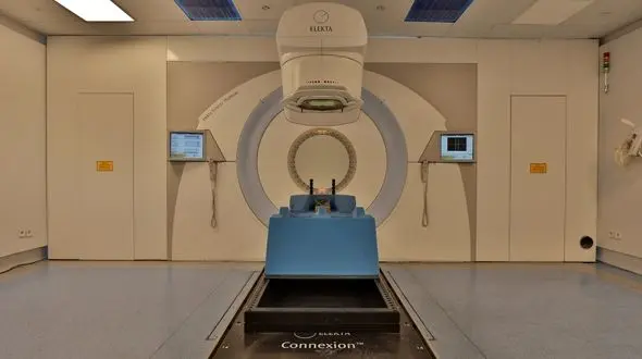 بهترین دکتر جراح مغز